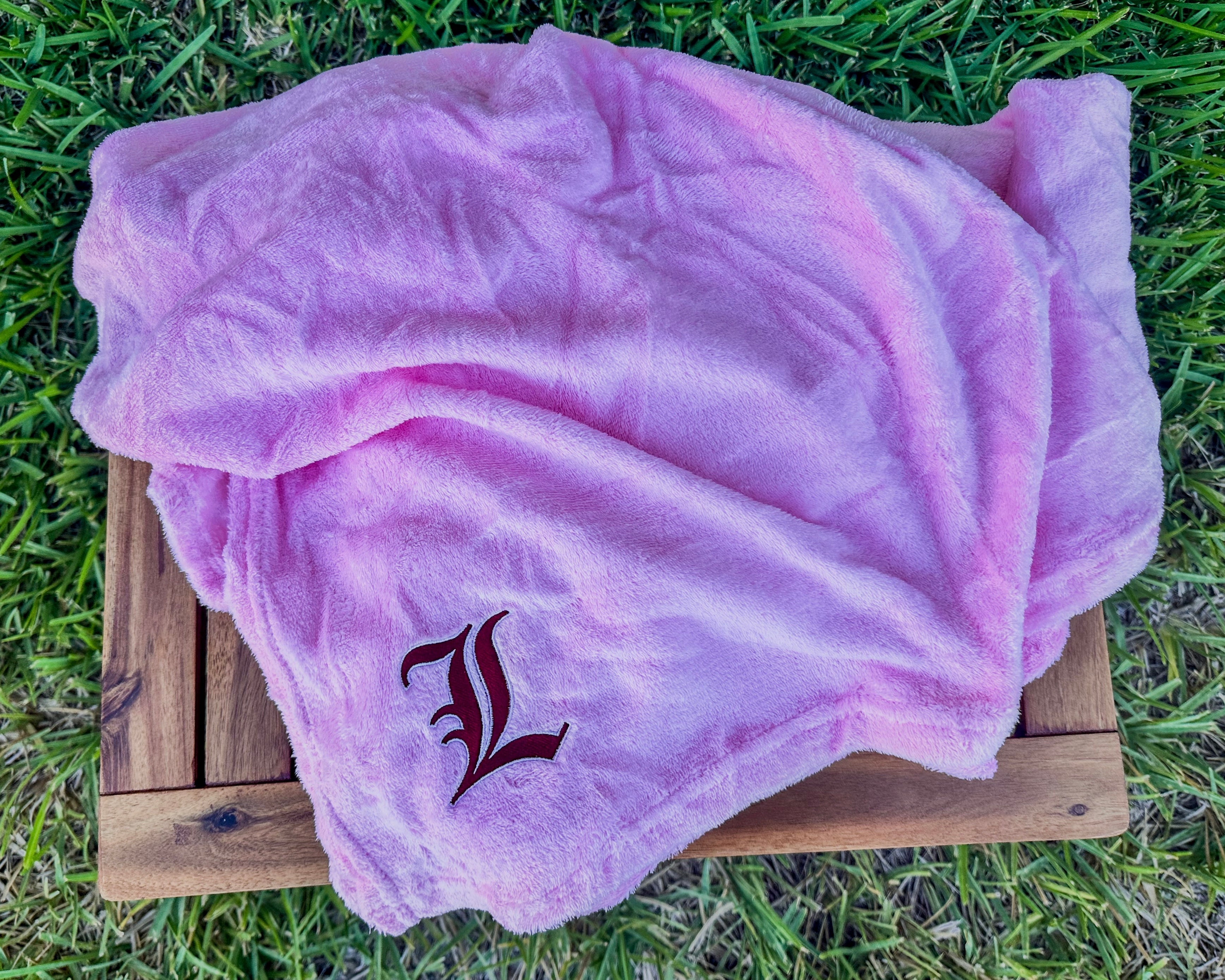 Blanket - London “L” Logo